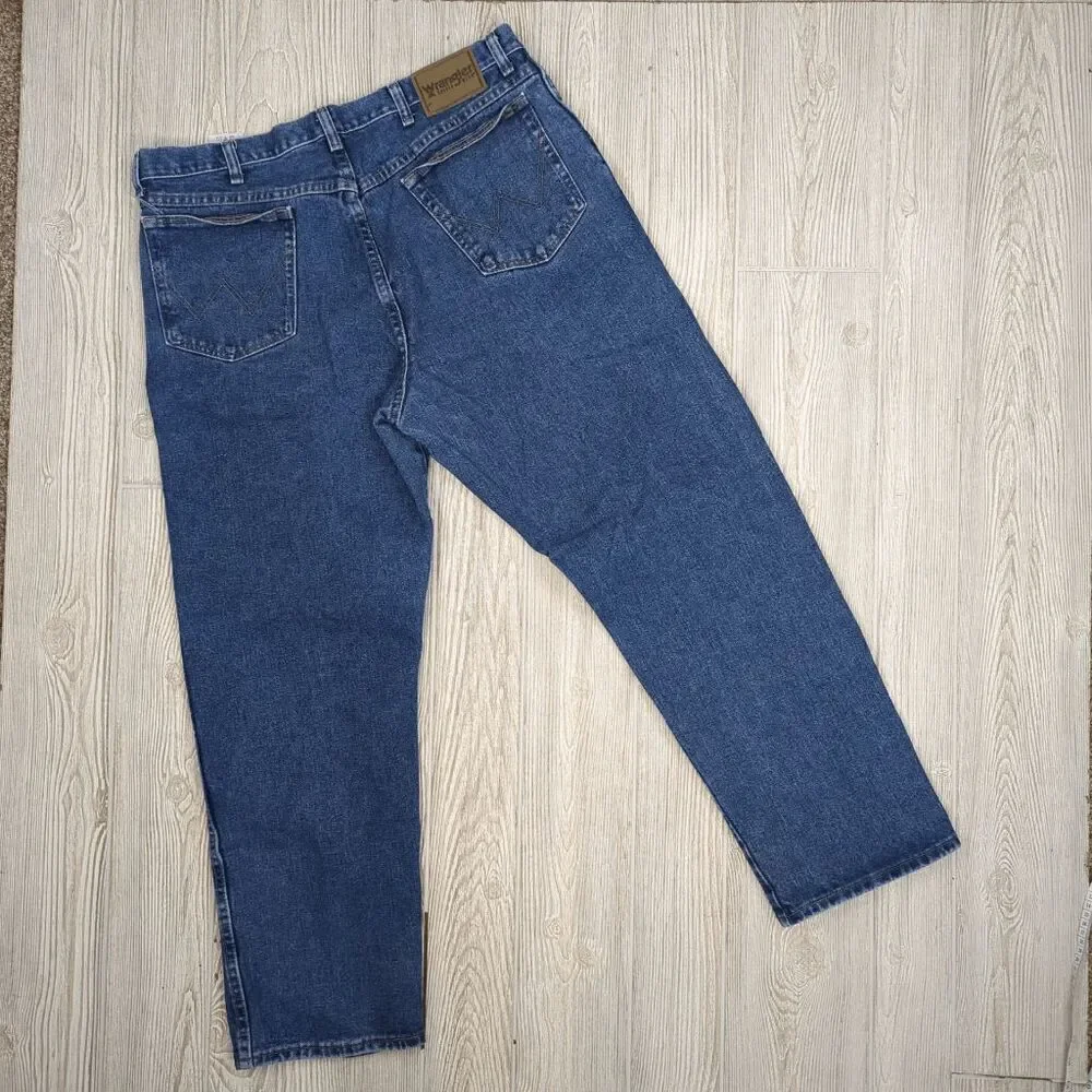 Vintage Y2K Wrangler Ruggedwear Men's 38x30 Blue Bootcut Jeans Workwear